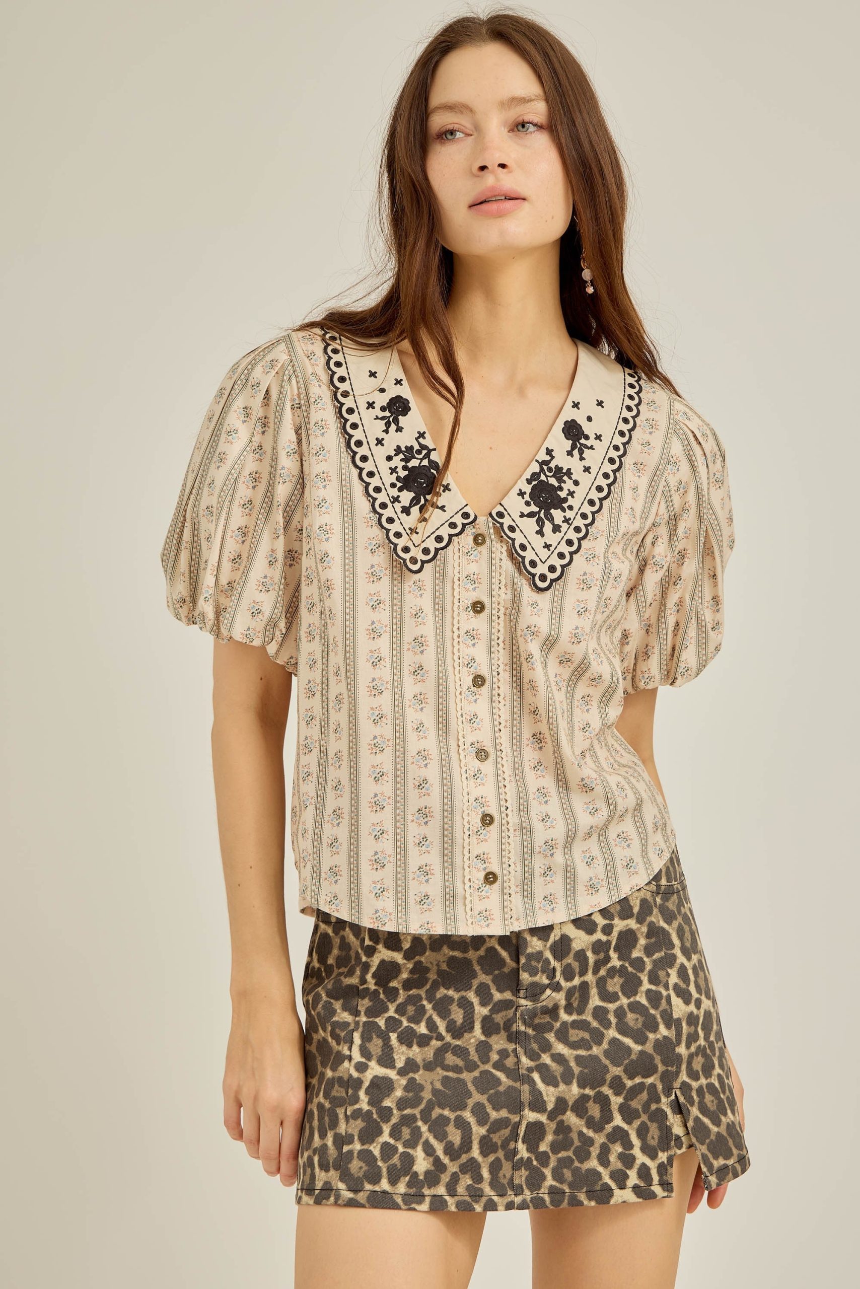 peter pan collared top